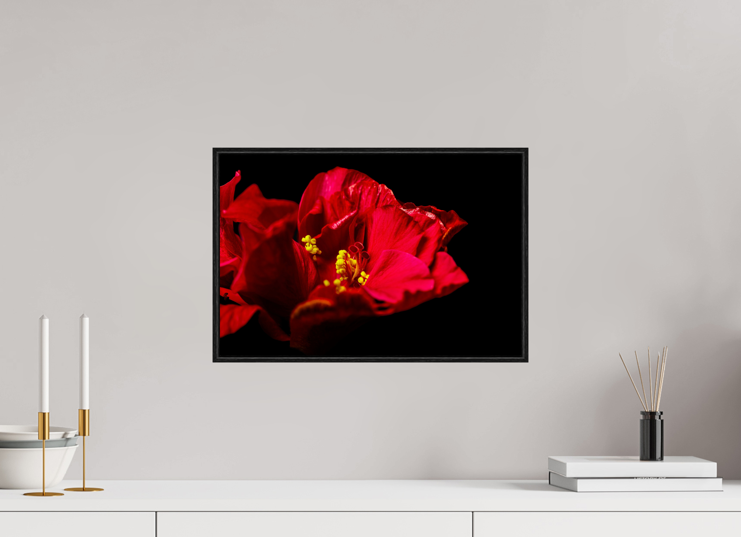 45 x 30 cm, Foto im schwarzen Schattenfugen-Rahmen hinter Acryglas, 2 mm, glänzend Flamenco Blossom