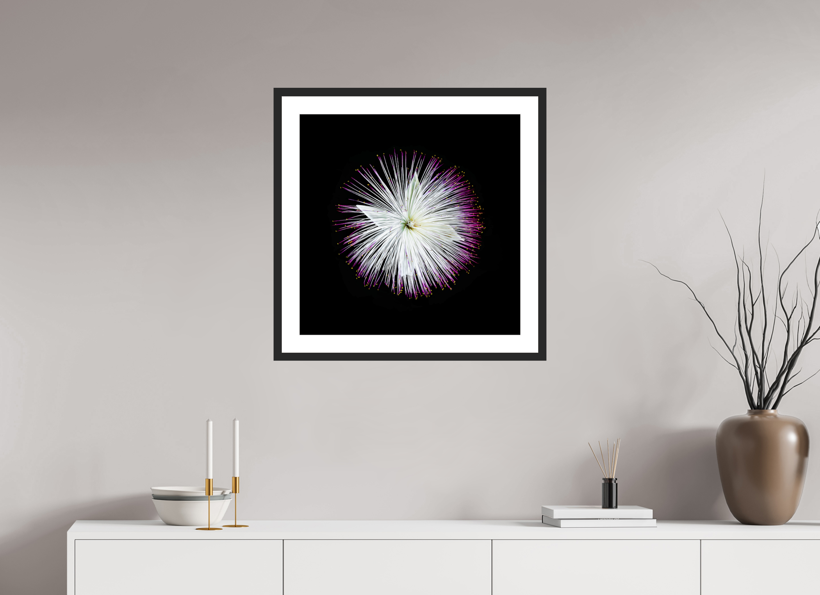 60 x 60 cm, Foto im Passepartout-Rahmen - Rahmen: schwarzes Holz, 20 mm, weißes Passepartout, Floatglas glänzend Firework Blossom