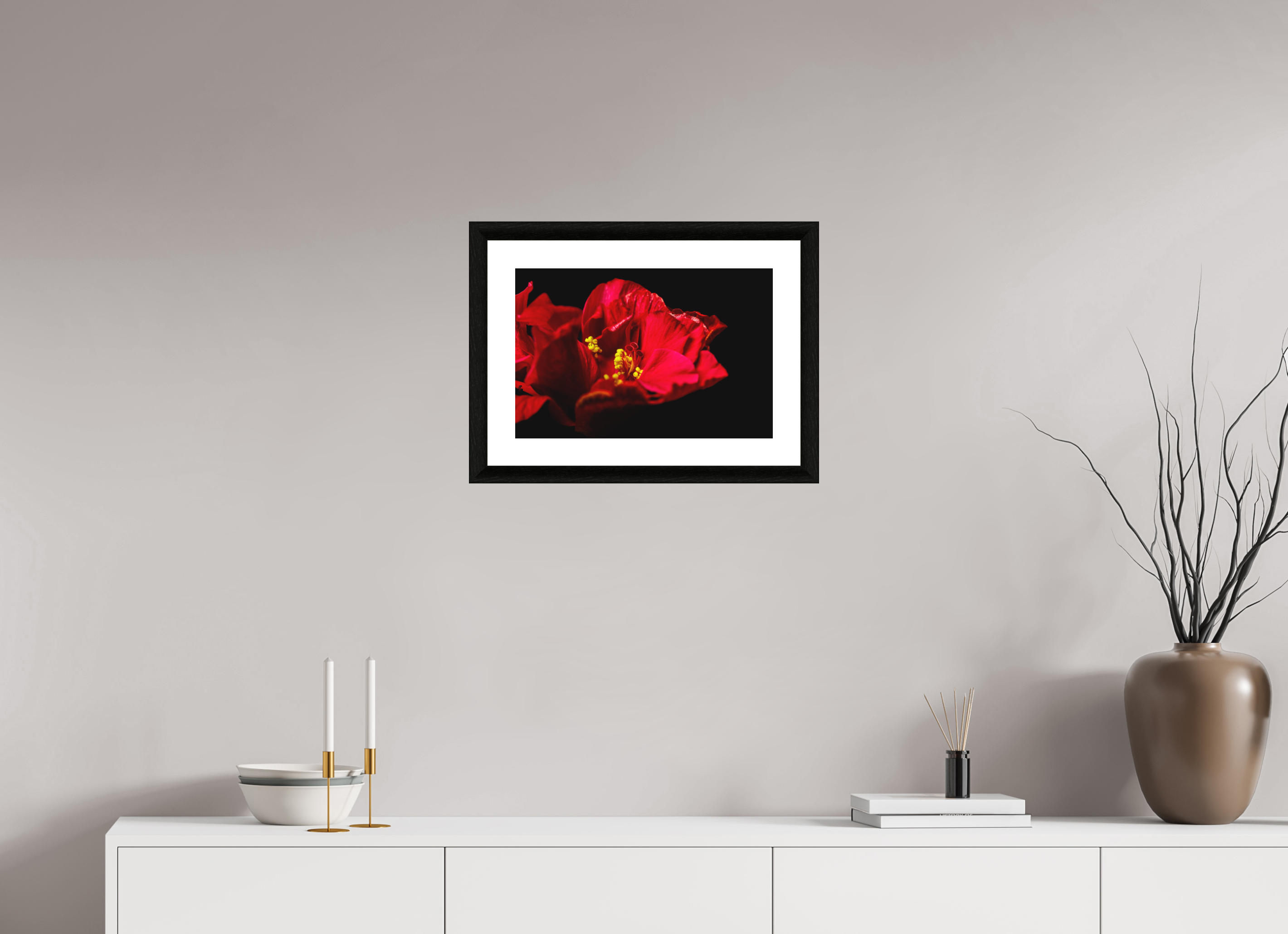 45 x 30 cm, Foto im schwarzen Ebenholz Rahmen 30mm, Museumsglas, Passepartout Hochweiß Flamenco Blossom