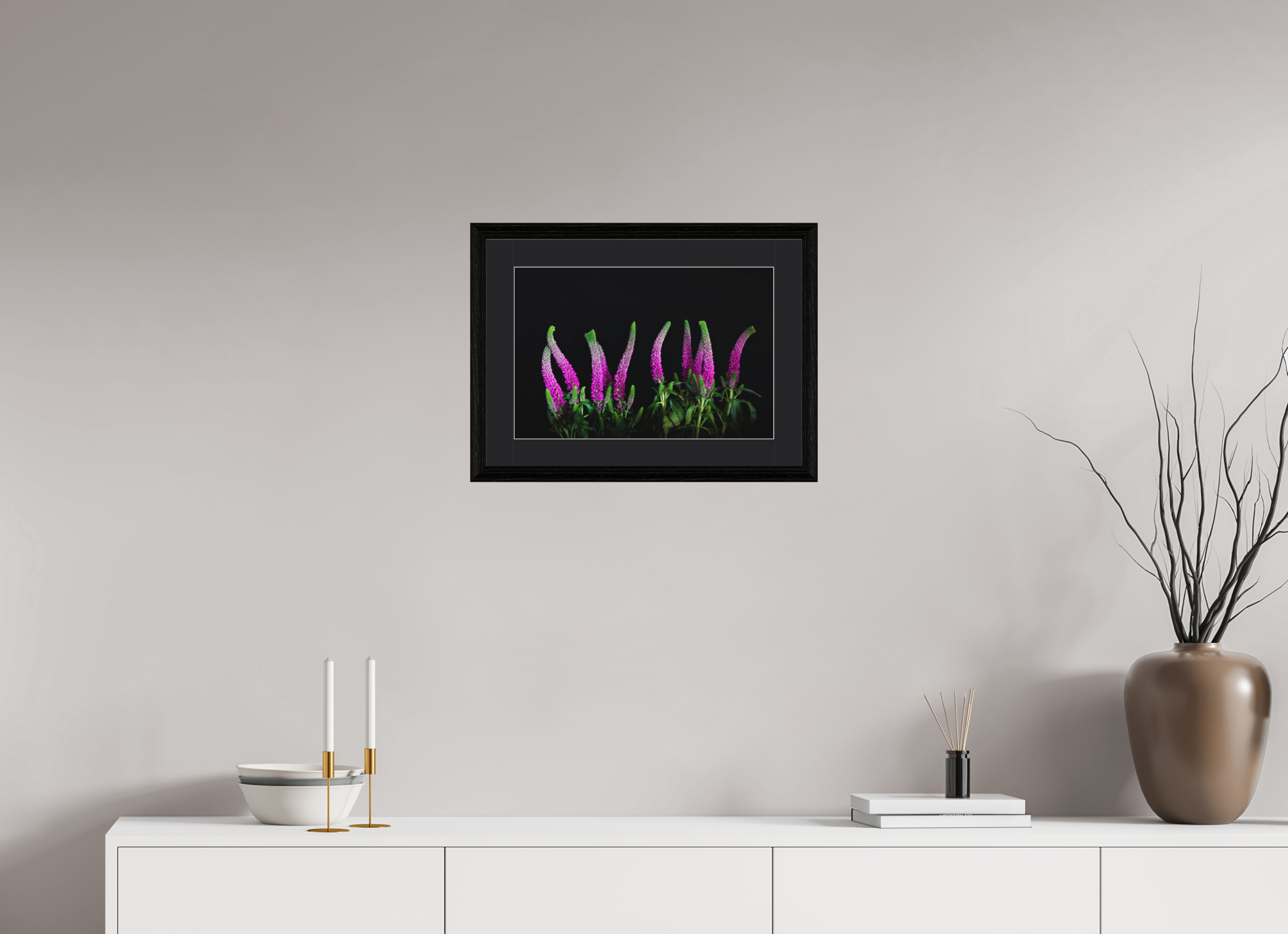 45 x 30 cm, Hahnemühle FineArt Baryta im schwarzen Eichen Rahmen, 27mm,Museumsglas, Passepartout Schwarz Pink Worm Parade - Fine Art