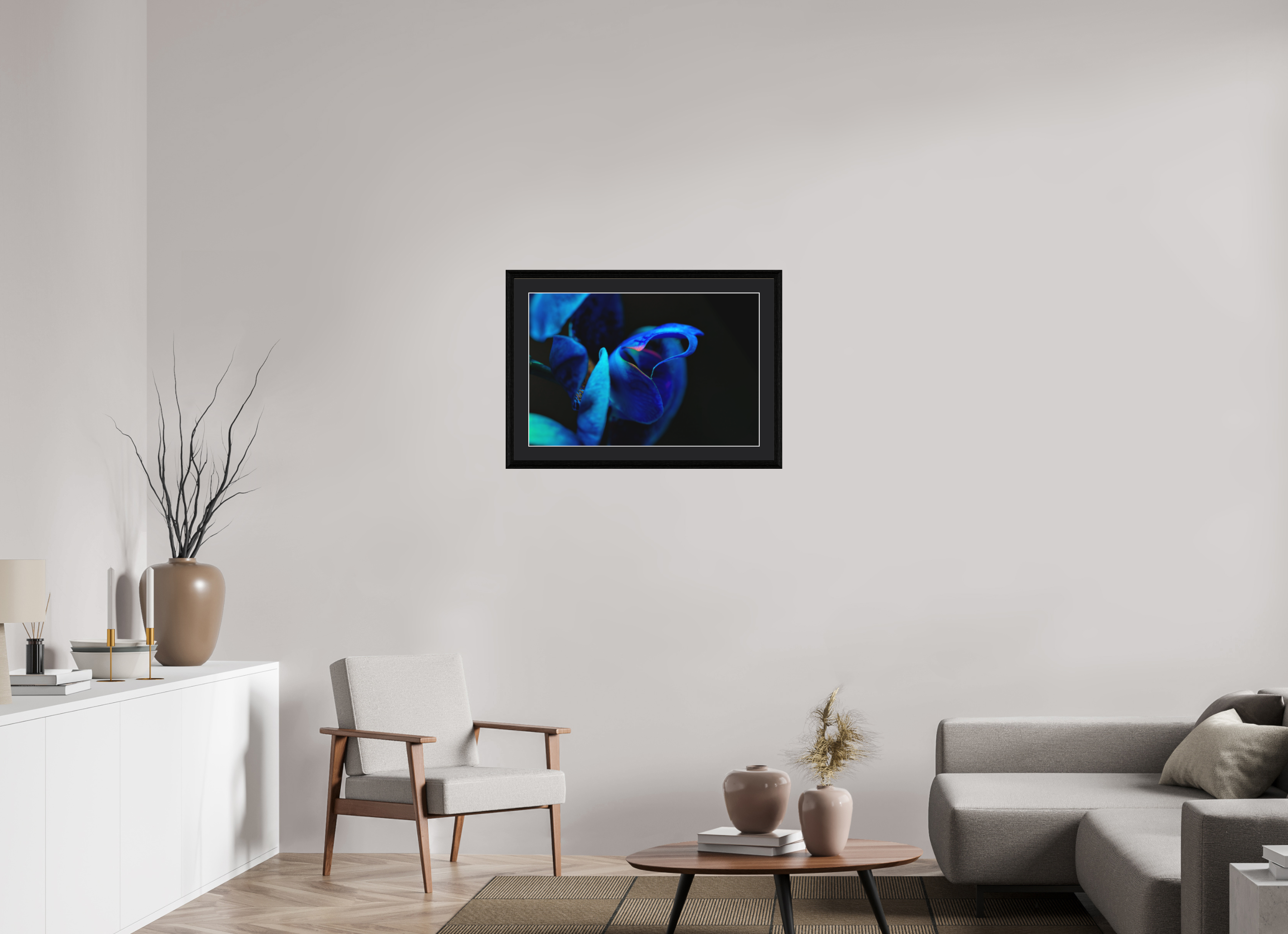 75 x 50 cm, Foto im schwarzen Eichen Rahmen, 27mm, Museumsglas, Passepartout schwarz Midnight Blue Hart Flower