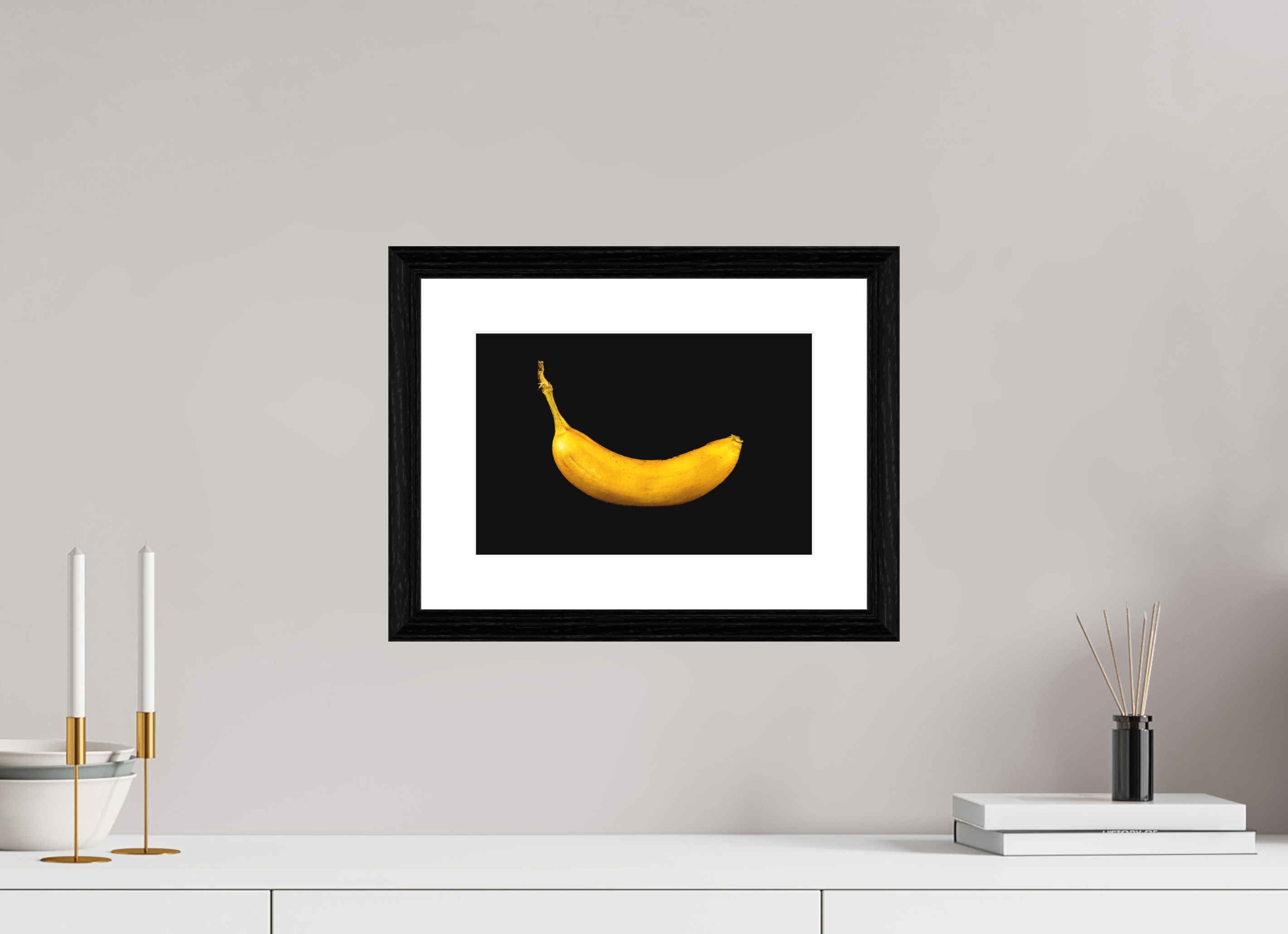 30 x 20 cm, Hahnemühle FineArt Baryta im schwarzen Eichen Rahmen, 27mm,Museumsglas, Passepartout Hochweiß Die goldene Banane - Fine Art