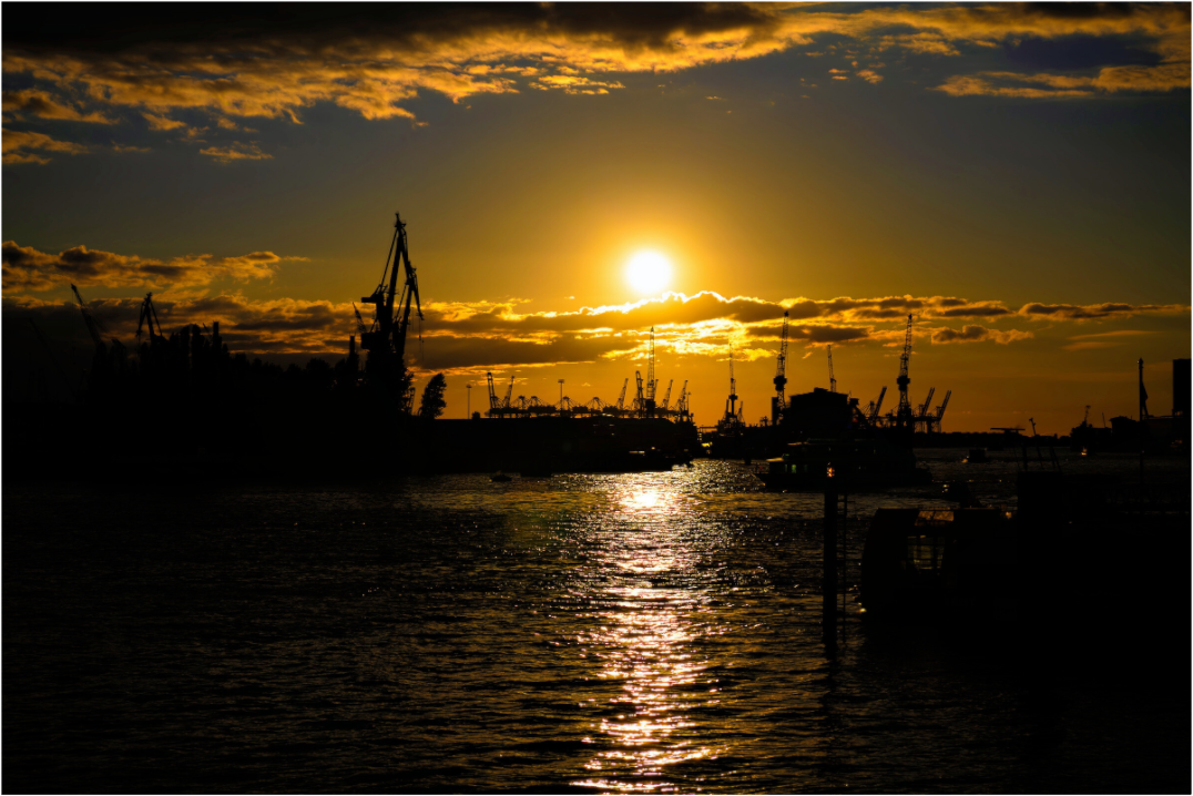 Main image Golden Harbour Sunset