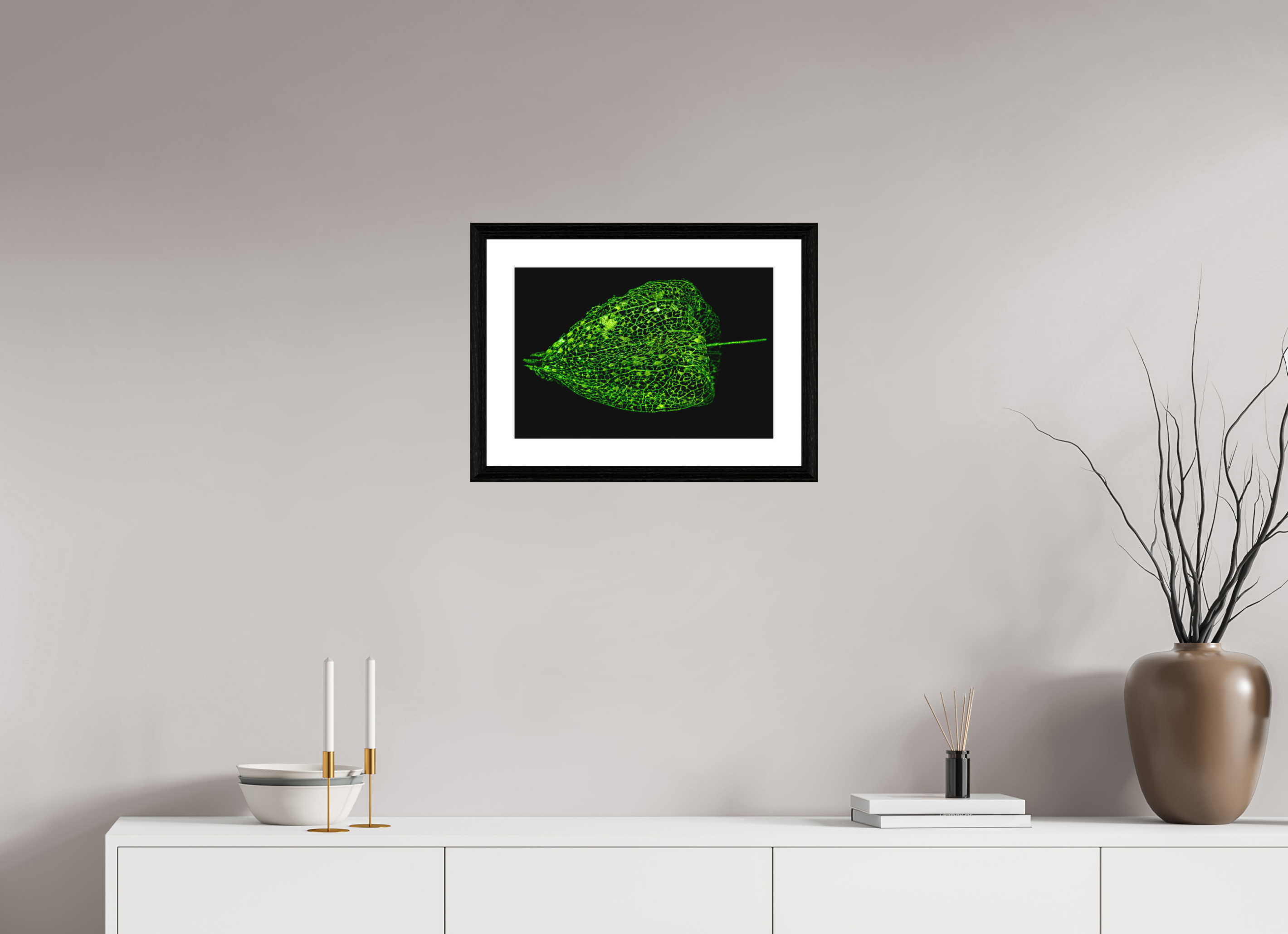 45 x 30 cm, Hahnemühle FineArt Baryta im schwarzen Eichen Rahmen, 27mm,Museumsglas, Passepartout Hochweiß Grünes Farbleuchten - Fine Art