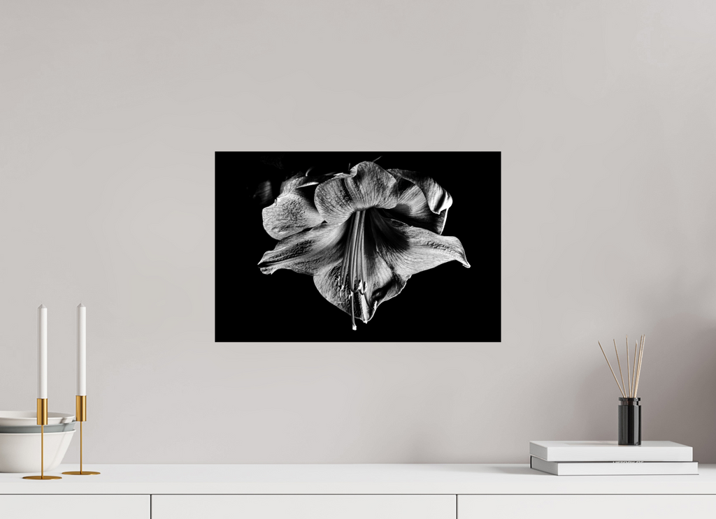 45 x 30 cm, ChromaLuxe HD Metal Print, mit Aufhängung Amaryllis in the Dusk